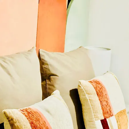 Canaryislandshost L Mar